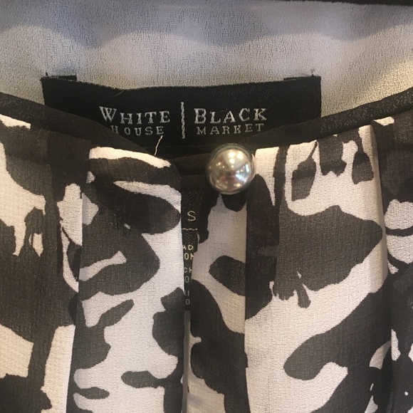 WHBM Floral Tank - Picture 4 of 8